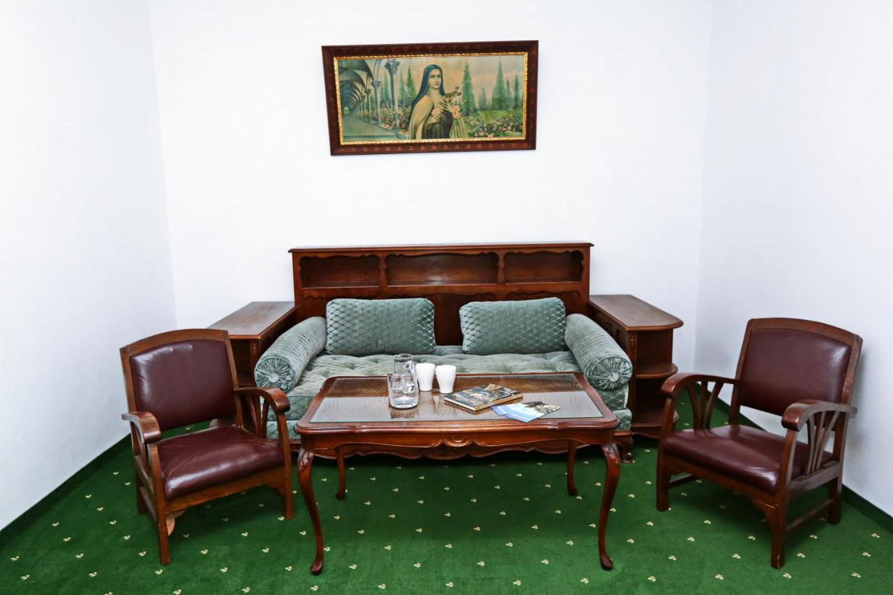 Hotel Historicky Putnicky Dom à Marianka Extérieur photo